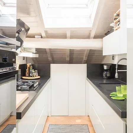 Plum Guide - Chalet Apartment